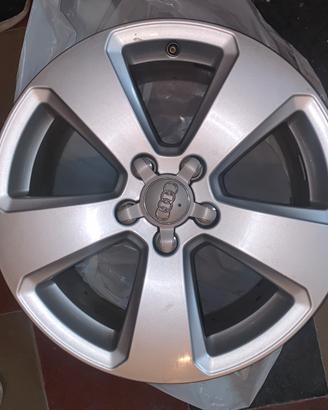Set 4 Cerchi in Lega Originali Audi 225/45 R17 91Y