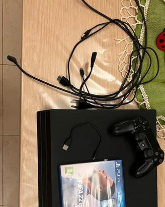 PlayStation 4 pro + gioco PREZZO TRATTABILE 