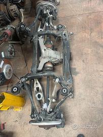 PONTE ASSALE POSTERIORE AUDI A4 B9 8W 2016 --