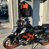 ktm duke 390 + giacca e casco