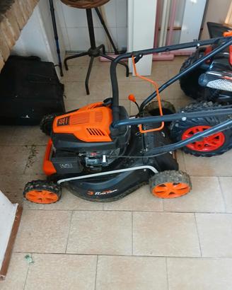 taglia erba più devespugliatore