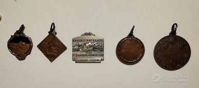 Medaglie delle prime adunate degli Alpini