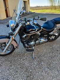 Yamaha xvs 650 dragstar moto 