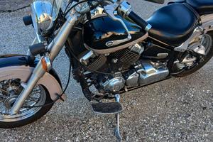 Yamaha xvs 650 dragstar moto 