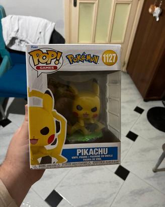 funko pop premium  pikachu pokemon