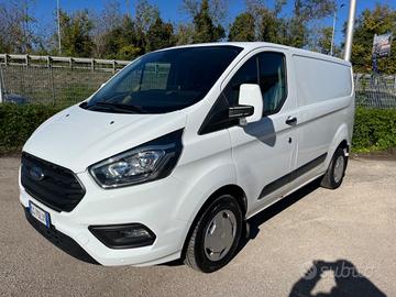 Ford Transit Custom 2.0 TDCi 130cv L1 H1 port. 952