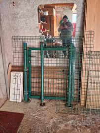 cancello e rete in metallo plastificato