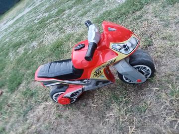 mini moto per bambini Marca : " MOLTO " 