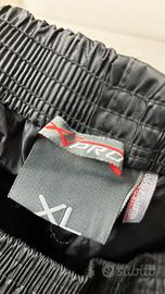 Pantaloni antipioggia XXL e XL