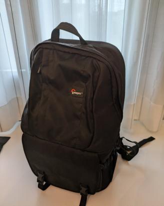 Zaino Lowepro Fastpack