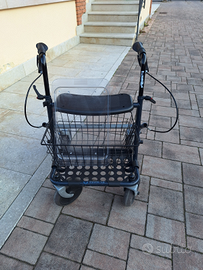 Carrellino per anziani