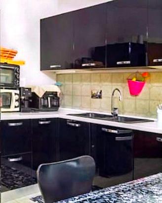 CUCINA USATA COMPLETA DI ELETTRODOMESTICI