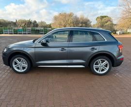Audi Q5 2.0 TDI quattro S tronic S line plus