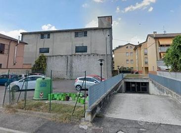 Capannone centro Bovolone