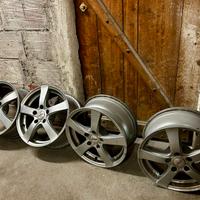 Cerchi in lega 16” DEZENT 5x112 per Vw Audi Skoda
