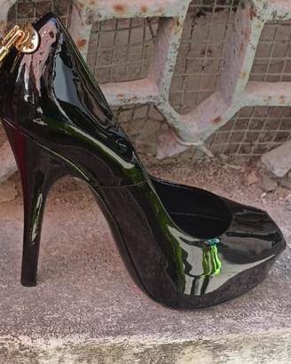 Scarpe di Louis Vuitton