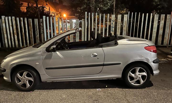 Peugeot 206 cc - anno 2002