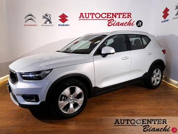 VOLVO XC40 T2 Geartronic Momentum Pro