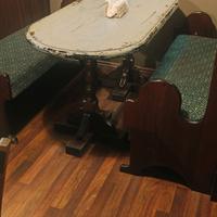 panche, tavoli e sedie per rinnovo locale