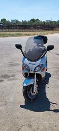 Piaggio x9