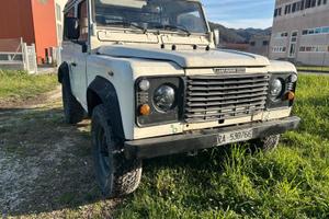 Defender 90 TD autocarro 