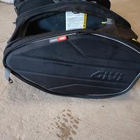 Borse morbide Givi