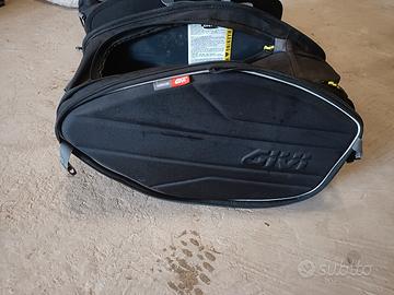 Borse morbide Givi