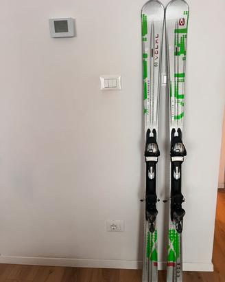Sci con attacchi