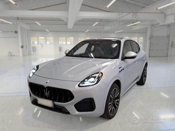MASERATI Grecale MHEV MODENA Q4 AUTO SUV