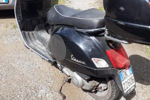 Piaggio Vespa 300 GTS - 2008