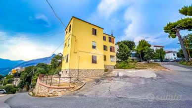 3 LOCALI A FORMIA