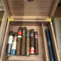 Piccolo humidor da scrivania