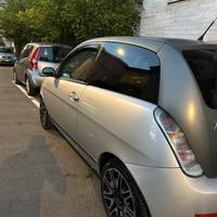 Lancia Y momo design