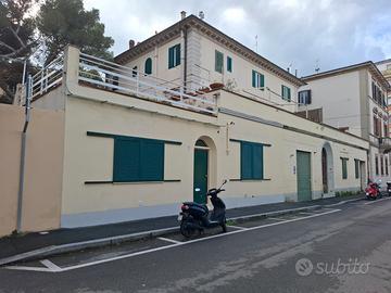 Indipendente risutturato nuovissimo residenziale