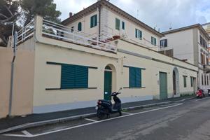 Indipendente risutturato nuovissimo residenziale