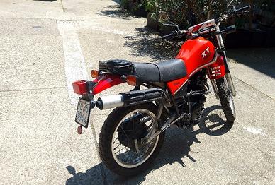 Yamaha XT 550