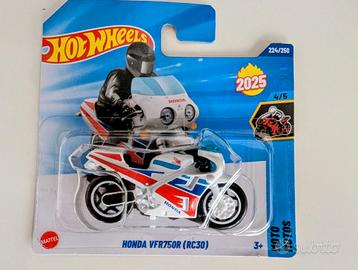 Hot Wheels HYW51 Honda VFR750R RC30 224/250