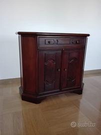 Comò in legno massello