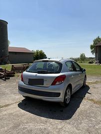 peugeot 207 benzina gpl