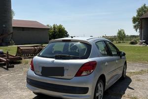 peugeot 207 benzina gpl