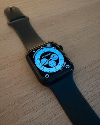 Apple Watch SE 2 44mm GPS Batteria 93%