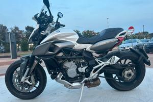 Mv agusta stradale 800 2017