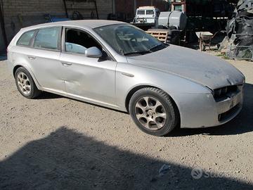 Ricambi usati Alfa romeo 159 1.9 jtdm 150cv