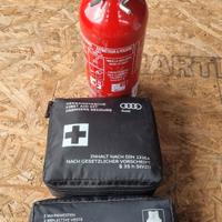 Kit primo soccorso Audi con estintore 
