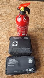 Kit primo soccorso Audi con estintore 