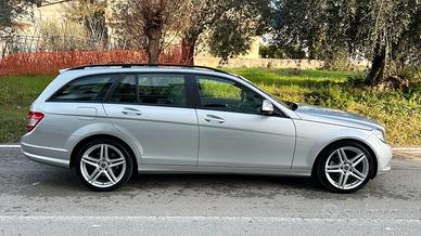 Mercedes C220 Avantgarde sw 170 cv PERFETTA