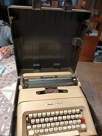 macchina da scrivere Olivetti lettera 35
