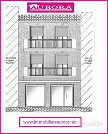 APPARTAMENTO CON CORTE a DUE PASSI DAL CENTRO