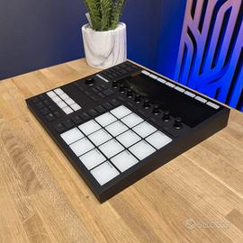 Native Instruments Maschine MK3 – Pari al nuovo