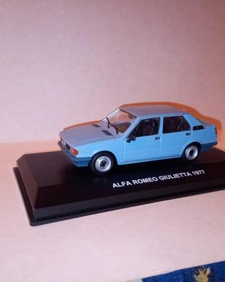 modellino alfa romeo Giulietta 1977 1/43